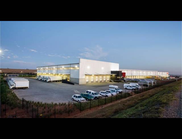 INDUSTRIAL PROPERTY TO RENT IN POMONA